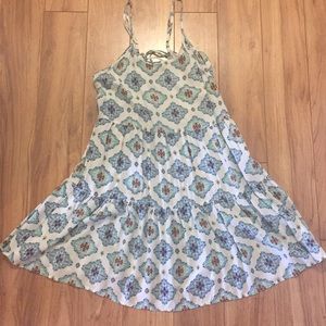 Strappy dress/blouse perfect for summer! Sz L